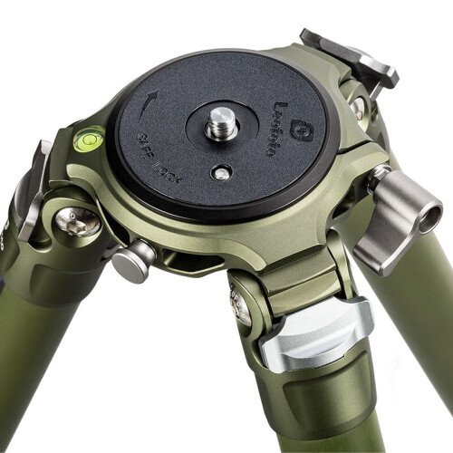 Produktabbildung Carbon-Dreibeinstativ LM-364CL Summit / Olive